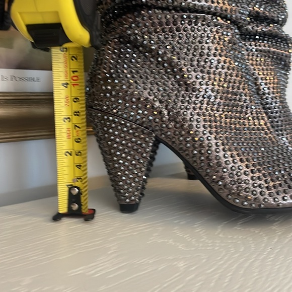 INC sparkle rhinestone silver heel boots size 6.5 - Picture 4 of 7
